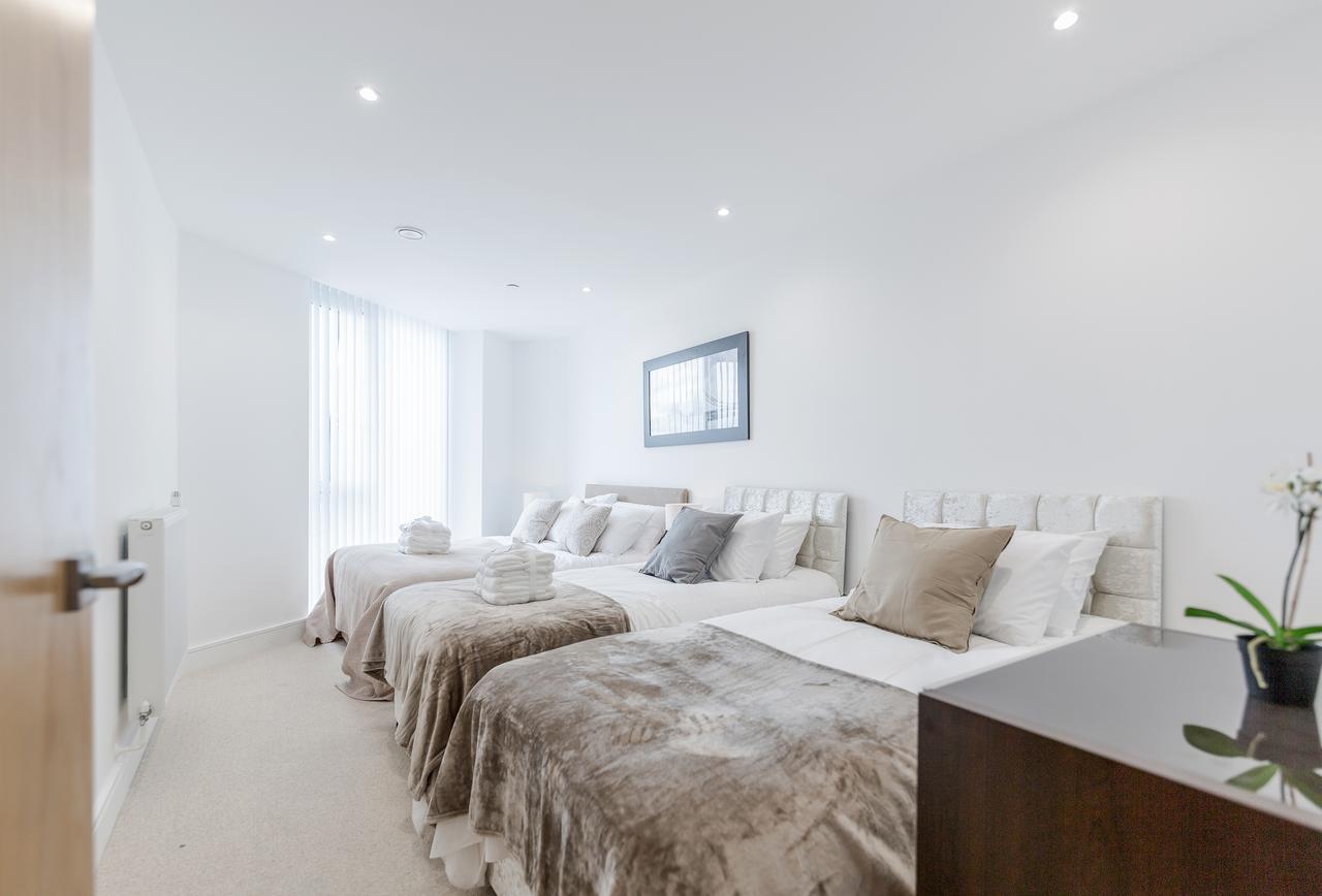 Luxury Stratford Apartment Londra Esterno foto