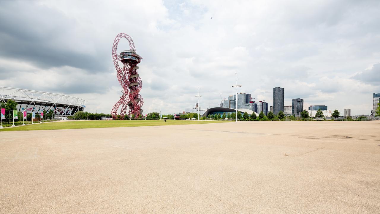 Luxury Stratford Apartment Londra Esterno foto